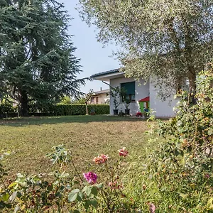 casa-bibi-31048.hotelinveneto.com/
